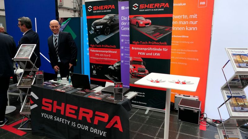 Seit rund 30 Jahren befasst sich die SHERPA Autodiagnostik GmbH mit der Entwicklung und Herstellung von Prüfständen und Hebebühnen für PKW, Nutzfahrzeuge und Landmaschinen. (Bild: Wenz | VCG)