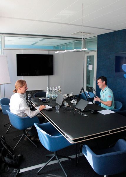 Sind Nachhaltigkeitsmanager die „Streber“ im Betrieb? Nein, meint Dr. Ricard Petranovic von ABB. Die Effizienz-Experten haben die Möglichkeit, ihr Unternehmen zukunftssicherer zu machen . (Bild: PROCESS / Ernhofer)