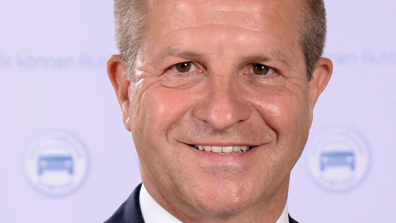 Thomas Peckruhn, Präsident des Kfz-Gewerbes Sachsen-Anhalt, kritisiert die Schließung des stationären Autohandels.(Bild:  Promotor)