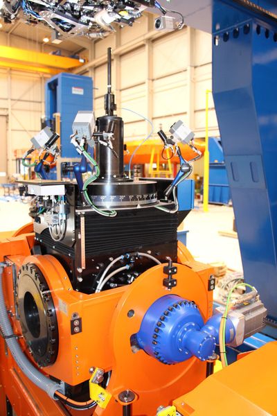 Die Galaxie-Kinematik erreicht eine um Faktoren verbesserte Drehsteifigkeit und gewährleistet absolute Spielfreiheit auch bei Wechselbelastung im Nulldurchgang. (Bild: Broetje-Automation)