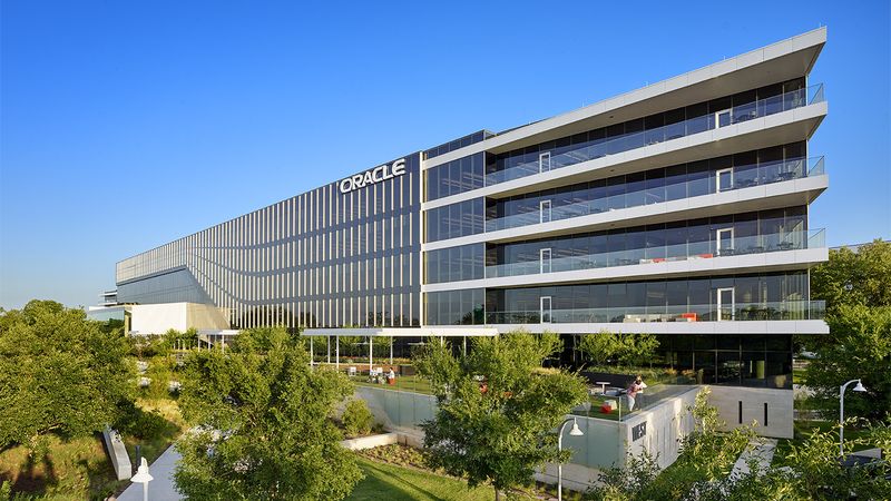 Oracle streicht 13 Prozent seiner Stellen. Zu den Gründen dafür zählen Führungswechsel, Produktumstellungen, strategische Neuausrichtungen sowie Zukäufe. (Bild:  Oracle)