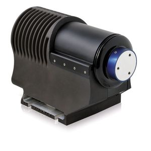 Bietet Positioniergenauigkeit und minimale Bahnabweichung: hochsteifer hybrider Linearaktor.