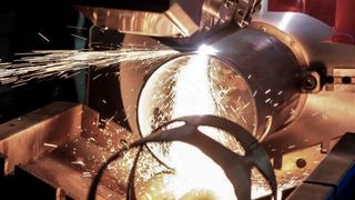 Jetzt funkt`s blechtechnisch weiter – wenn auch digital. Die Euroblech startet die Digital Innovation Series 2021, um eine Businessplattform für die Blechbearbeitungsindustrie, die von der Covid-19-Krise stark betroffen ist, zu bieten. (Mac Brooks)