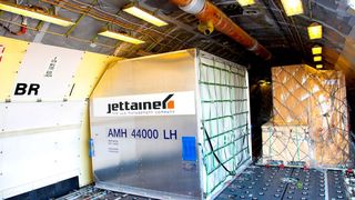 Jettainer übernimmt für die nächsten fünf Jahre das ULD-Handling für ASL Airlines Belgium. (Jettainer)