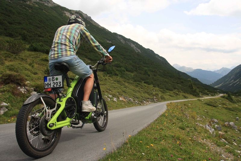 eROCKIT in Aktion: eBike mit Motorradfeeling - oder Motorrad mit eBike-Feeling (eRockit)
