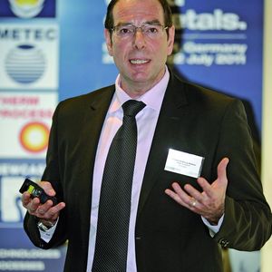 Friedrich-Georg Kehrer, Project Director der Messe Düsseldorf: "Damit haben wir nicht gerechnet. Nun zeigt uns der Buchungsstand, dass die Messen um fast 50.000 m² zugelegt haben." 