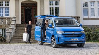 Den T7 wird es mit Diesel-, Plug-in-Hybrid und Elektroantrieb geben.  (Bild: VW)