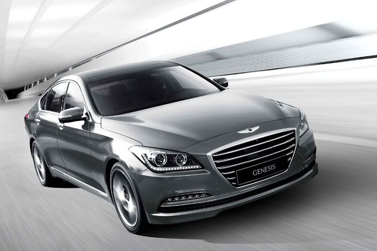 Diverse Assistenzsysteme sollen dem Genesis-Fahrer das Leben leichter machen. (Foto: Hyundai)
