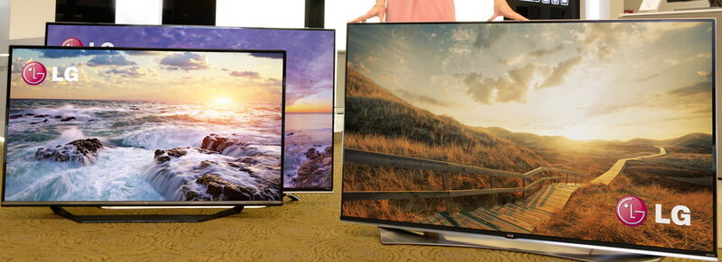 Die 4K ULTRA HD TV-Geräte von LG in Wide Color LED-Technology, die auf der CES 2015 erstmals vorgestellt werden, verwenden verschiedene LEDs auf Phosphorbasis, um eine größere Farbtiefe und noch realitätsgetreuere Bilder zu erzeugen. Ebenfalls zum ersten Mal wird LG seine 4K ULTRA HD TV-Geräte mit Quantum Dot-Technologie vorstellen, die sich durch hohe Farbgenauigkeit sowie einen um 30 Prozent größeren Farbumfang auszeichnen. (LG)