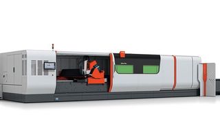 Bis 8 m lange Bleche, zum Beispiel für Windenergieanlagen oder den Schiffbau, schneiden Fertigungsbetriebe ohne Nachsetzen auf der Laserschneidmaschine ByStar Fiber 8025 (Bystronic)