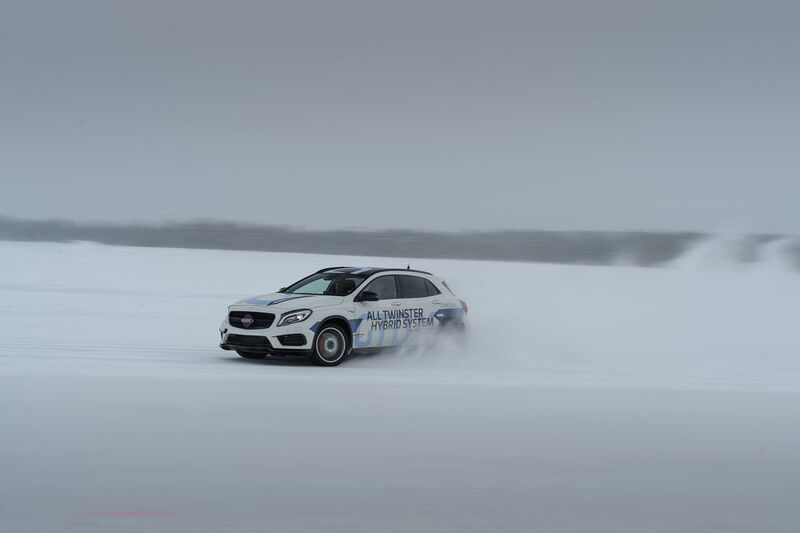 Der von GKN umgebaute Mercedes-AMG GLA 45 überzeugte in Nord-Schweden durch jede Menge Fahrspaß. (Dean Smith)