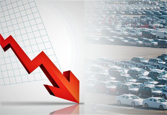 Es wird eng! Der Vorstand der Association of European Vehicle Logistics und Logistikmanager renommierter Fahrzeughersteller schlagen Alarm, denn die Kapazitätsengpässe bei der Fertigfahrzeug-Logistik verschärfen sich. Hier mehr dazu ... Es wird eng! Der Vorstand der Association of European Vehicle Logistics und Logistikmanager renommierter Fahrzeughersteller schlagen Alarm, denn die Kapazitätsengpässe bei der Fertigfahrzeug-Logistik verschärfen sich. Hier mehr dazu ...