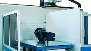 Aerospace-Zulieferer setzen, wie der Werkzeugmaschinenhersteller Maka betont, bei der Herstellung der Boeing-737-Winglets auf den Maka-Anlagentyp MM7, heißt es. Zu sehen gebe es die Maschine sowie das Winglet im Rahmen des JEC-2018-Auftritts am Stand R78 in Pavillon 5 in Paris. (Maka)