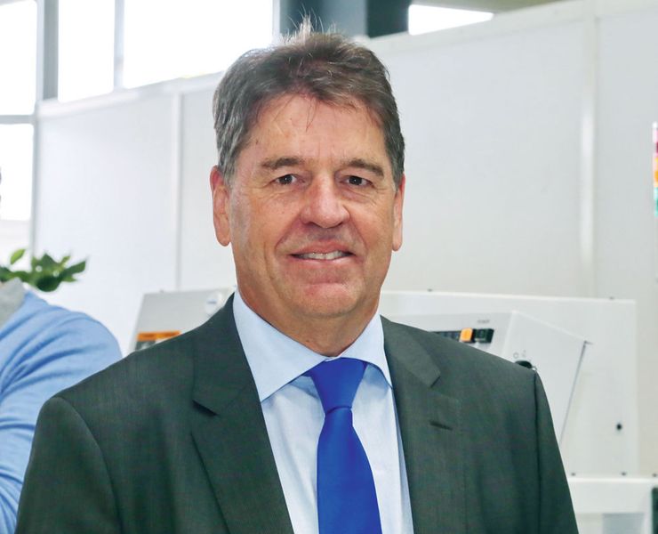 Roland Gutknecht, Geschäftsführer der Suvema AG: «In der Schweiz haben wir sehr anspruchsvolle Fertigungsaufgaben zu lösen. Wir als Handelshaus sind daher auch Ideengeber für Entwicklung von Werkzeugmaschinen.» (Anne Richter, SMM)