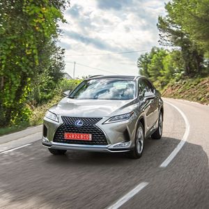 Lexus Rx 450h Facelift Suv Flaggschiff Mit Neuem Superlicht