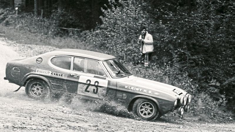 Walter Röhrl, 1972 mit Beifaher Hannes Rothfuß, startete seine Rallye-Karriere auf einem Ford Capri. Insgesamt elf Wertungsprüfungen gewann er mit ihm bei der Olympia-Rallye. (Bild: Mester)