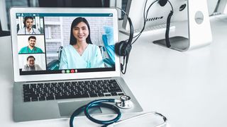 Durch Expertisen und die sektorübergreifende Zusammenarbeit von Akteuren soll die Behandlungsqualität von Patienten gesteigert werden (Blue Planet Studio - stock.adobe.com)