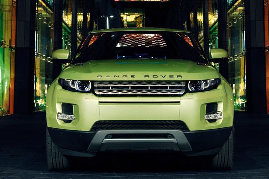Der Evoque als Fünftürer ist ab 33.100 Euro zu haben, die Dynamic-Varianten ab 41.300 Euro und die Prestige-Versionen starten mit 42.100 Euro.  (Archiv: Vogel Business Media)