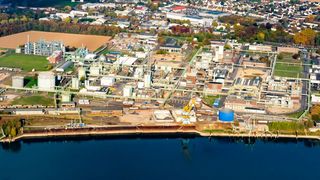 Die Vynova Grupp beabsichtigt einen  zweistelligen Millionenbetrag in den Bau eines Komplexes für die Produktion von Natrium- und Kaliumalkoholaten am Standort Lülsdorf zu investieren. (Bild: Vynova)