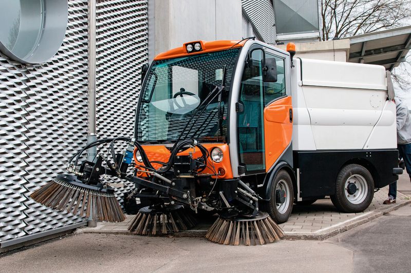 Ein Kommunalfahrzeug verbraucht pro Jahr rund 10 000 Liter Diesel. (Bild: Empa)