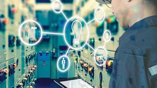 Wie sieht der Industriearbeitsplatz 2025 aus? Diese Frage stellte sich die WGP im Rahmen ihrer Herbsttagung. (©Theerapong - stock.adobe.com)