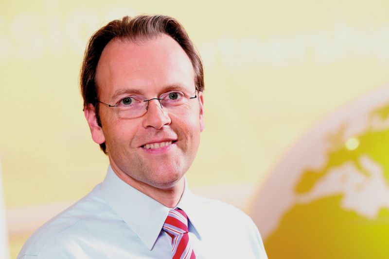 „Wir erwarten für 2012 und darüber hinaus ein weiteres deutliches Wachstum”, urteilt Olaf C. Gehrels, President der Fanuc Luxembourg Corporation.  (Bild: IFR)