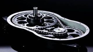 Die iwis-Kettenkaskade im DDD-Trieb der Clean Mobile AG.  (Bild: iwis)