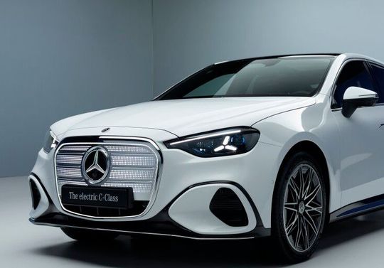 Mercedes-Benz records higher profits again in the second quarter of 2026. At the same time, however, revenue is shrinking. The China business and US tariffs are causing concern. Ola Källenius hopes that new models in the second half of the year might turn things around.(Image:  Mercedes-Benz)