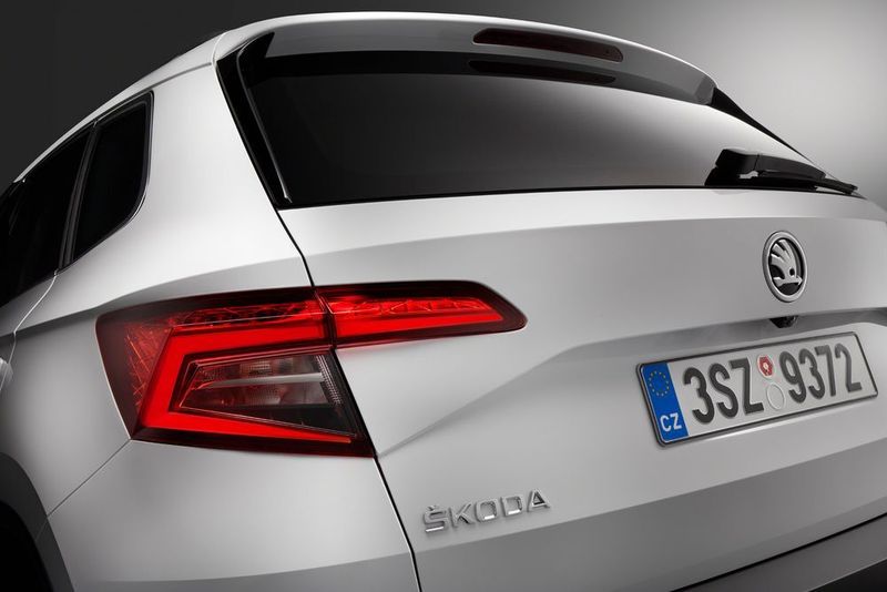 Die LED-Technologie kommt unter anderem bei den Rück-, Brems-, und Nebelleuchten zum Einsatz. (Skoda)