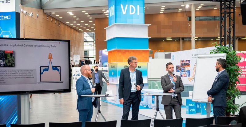 Start Up Bühne der ELIV (Bild: VDI Wissensforum GmbH)
