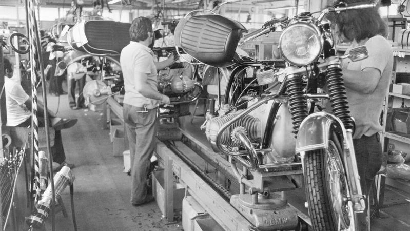 Das Spandauer Werk ist außerdem ein bedeutendes Zulieferwerk für die Pkw-Produktion von BMW. Seit 1979 werden dort nicht nur Zweiräder, sondern unter anderem sämtliche Bremsscheiben für alle Pkw-Modelle von BMW produziert.(Bild:  BMW AG)