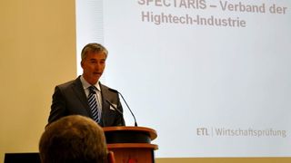 Spectaris-Vorsitzender Josef May betont auf dem Spectaris  Jahresempfang die Wichtigkeit der Marke „Made in Germany“ für die Exportbemühungen deutsche Mittelständler. (Bild: Spectaris)