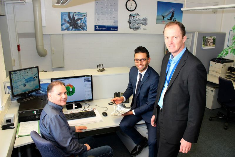 From left to right: Hermann Stork, NC programmer and Tolga Bayraktar, Head of Technology at ATP, together with Andreas Leser, OPEN MIND’s Sales Director for Germany, are pleased with their successful collaboration and the fact that the roughing module in hyperMILL MAXX Machining can reduce the production times for several ATP components by more than a third. (OPEN MIND)