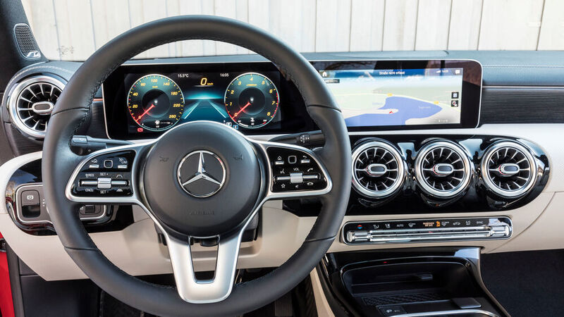 Auf Platz 2 schaffte es Mercedes-Benz mit seinem MBUX im Modell CLA. (Daimler)