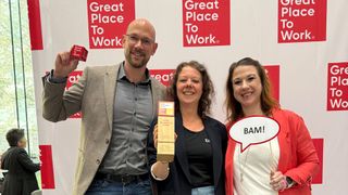 Arbeiten bei der Deutschland-Niederlassung von Exotec, einem der besten Arbeitgeber Bayerns 2025 (v.l.): Markus Schlotter (Managing Director Central Europe and Nordics), Christina Schläger (People Director Central Europe) und Rebecca Leiter (HR Specialist). (Bild: Exotec)