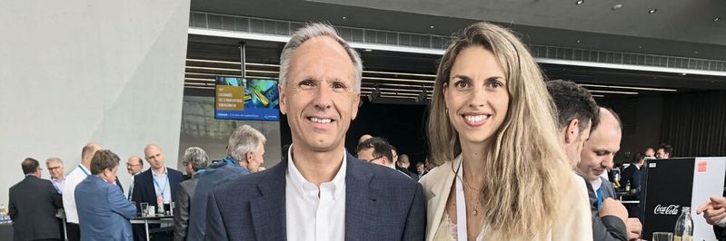 Philippe Cordonier, directeur romand Swissmem et Margaux Pontieu, rédactrice en chef du MSM lors de la 16e journée de l'industrie Swissmem au SwissTech Convention Center de Lausanne. Philippe Cordonier, directeur romand Swissmem et Margaux Pontieu, rédactrice en chef du MSM lors de la 16e journée de l'industrie Swissmem au SwissTech Convention Center de Lausanne.