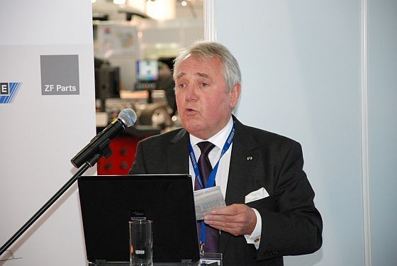 GVA-Präsident Hartmut Röhl hielt eine Laudatio auf den guten Journalismus. Dabei lobte er ausdrücklich die Qualität aller eingereichten Wettbewerbsbeiträge. (Archiv: Vogel Business Media)