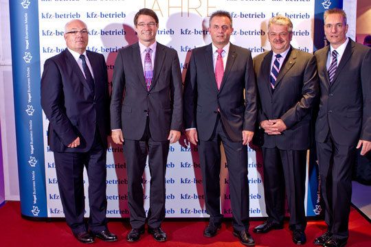 Alexander Götzenberger (Techno-Einkauf), Dr. Volker Borkowski (AVAG), Thomas Knauber (Subaru-Händlerverband), Peter Schumann (Hyundai, Händlerverband), Wolfgang Michel (Vogel Business Media)  (Archiv: Vogel Business Media)