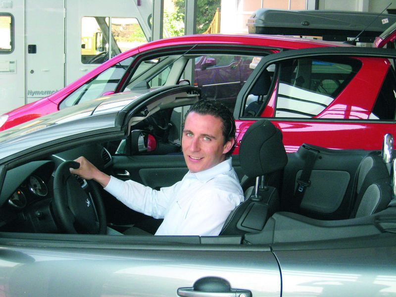 Carlo Jesse ist überzeugter Carbroker: „Was heute zählt, ist Kostenbewusstsein – und nicht teure Showrooms.“  Fotos: Auto Jesse (Archiv: Vogel Business Media)