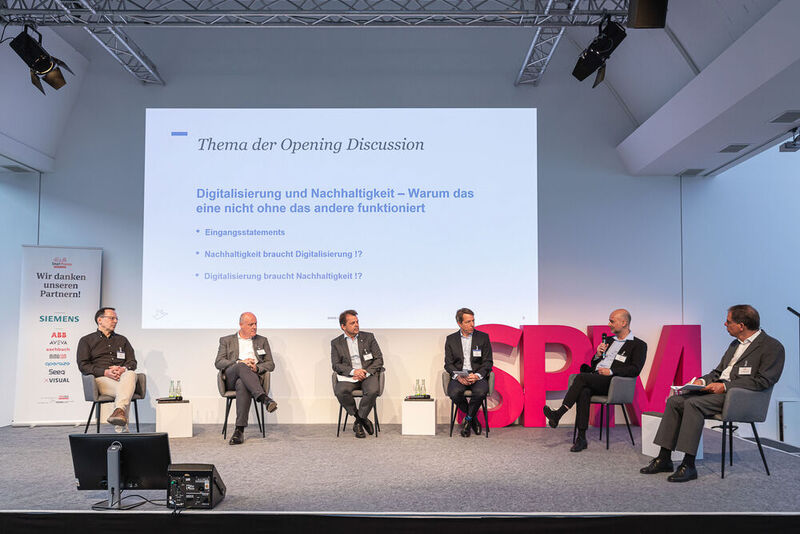 Nachhaltigkeit und Digitalisierung -Wie geht das zusammen?  Das Thema der Opening Discussion 2022 (Bild: Bausewein / PROCESS)