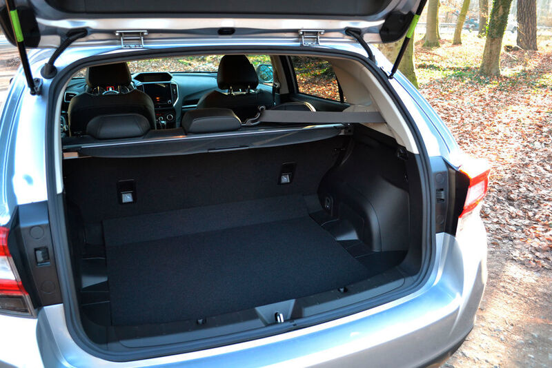 In den Kofferraum passen minimal 385 und maximal 1.290 Liter. (Seyerlein / »kfz-betrieb«)