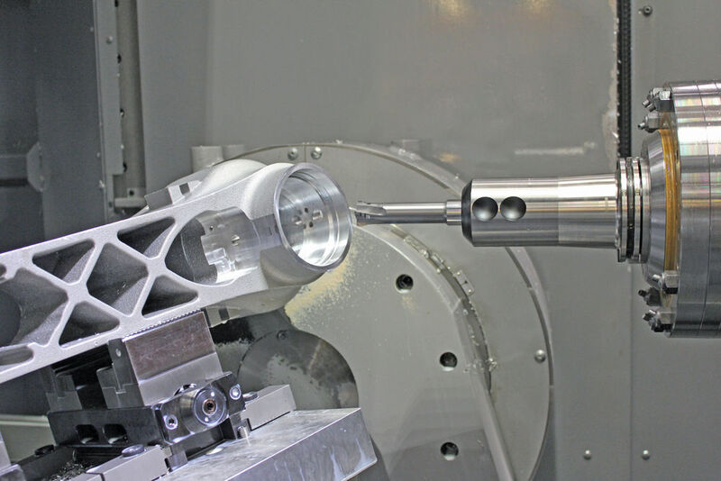 Das horizontale Fünf-Achs-Zentrum OKK HM-X6000 wird von der aktuellen Fanuc-CNC gesteuert und verfügt über einen steifen Maschinenaufbau. (teamtec)