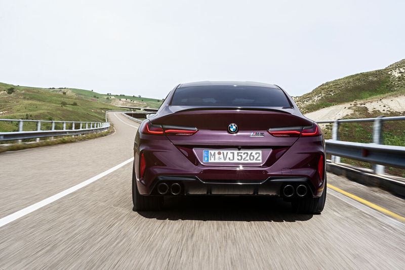 Daneben ist das M8 Gran Coupé auch noch etwas in die Breite gegangen. (Bild: BMW)