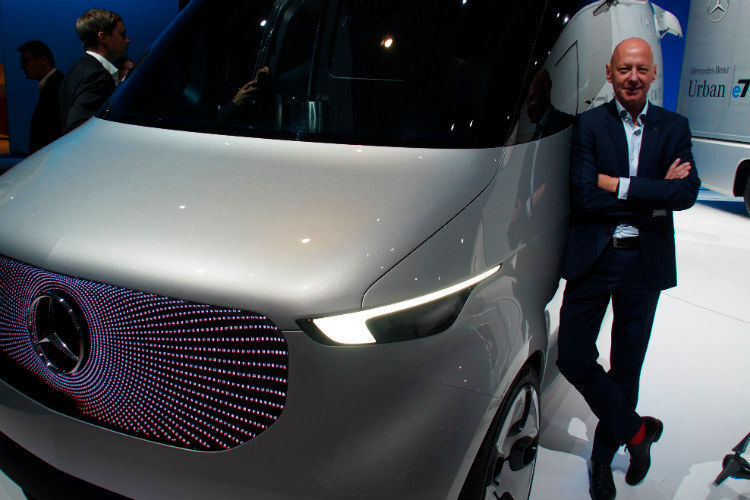 Mit dem Vision Van gibt Mercedes-Benz einen Ausblick auf eine denkbare Version zukünftiger Transportermodelle. (Stephan Richter)