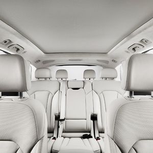 Bei den Assistenzsystemen fährt Audi alles auf, was seit der Einführung des Vorgängers 2006 zum Standard in der Luxusklasse geworden ist.(Foto: Audi)