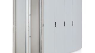 Der Anreihschrank des Typs H 395 mit KF1000 RD Kühlgerät zeigt einen Schrank der Version A: ein Produkt aus dem klassischen Lager- und Katalogprogramm. Eine Individualisierung nimmt der Anwender selbst vor. (Bild: Häwa)