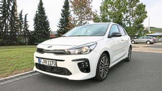 Unter anderem der Kia Rio muss in die Werkstatt. (Schreiner)