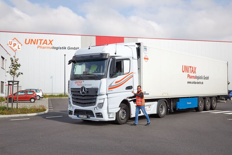 Von seinen drei Standorten (hier Großbeeren) aus übernimmt Unitax auch die Feindistribution und beliefert täglich Apotheken, Kliniken und Pflegeeinrichtungen. (Bild: Unitax)