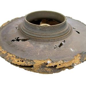 Mit Störungsfrüherkennung wäre das vermutlich nicht passiert: Ein durch Kavitation zerstörtes Laufrad. Bild: Herborner