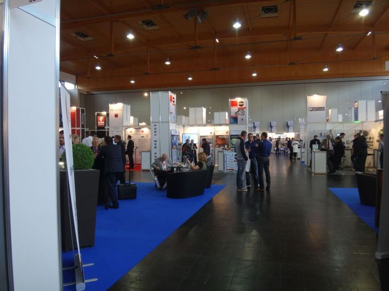Impressionen von der All About Automation Friedrichshafen am ersten Messetag: Beim Konzept der All About Automation steht die Zeit für den Kunden in der Region im Vordergrund. (Näther)